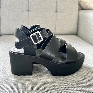 SODA Black Chunky Platform Sandals